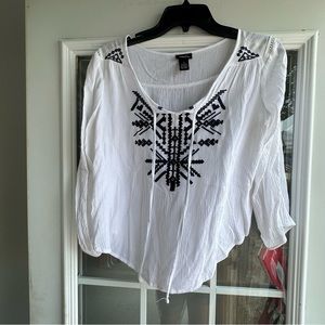 white boho quarter sleeve top